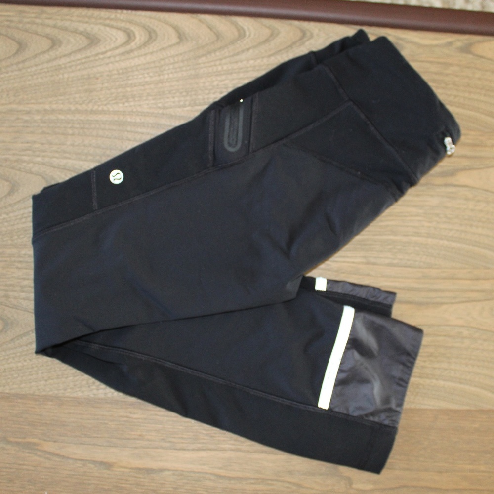 Lululemon Black Capris